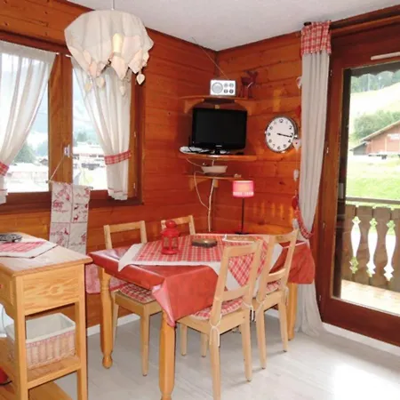 Châtel, 2 Pièces, 4 Personnes - Fr-1-198-132 *